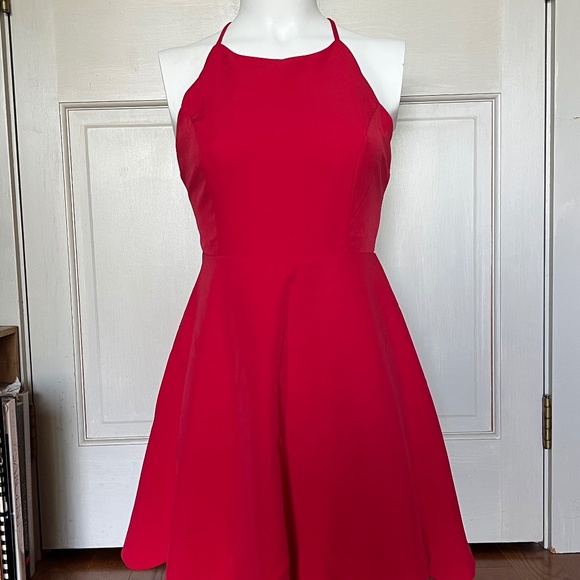 Like New LULUS Little Red Dress - Picture 2 of 7